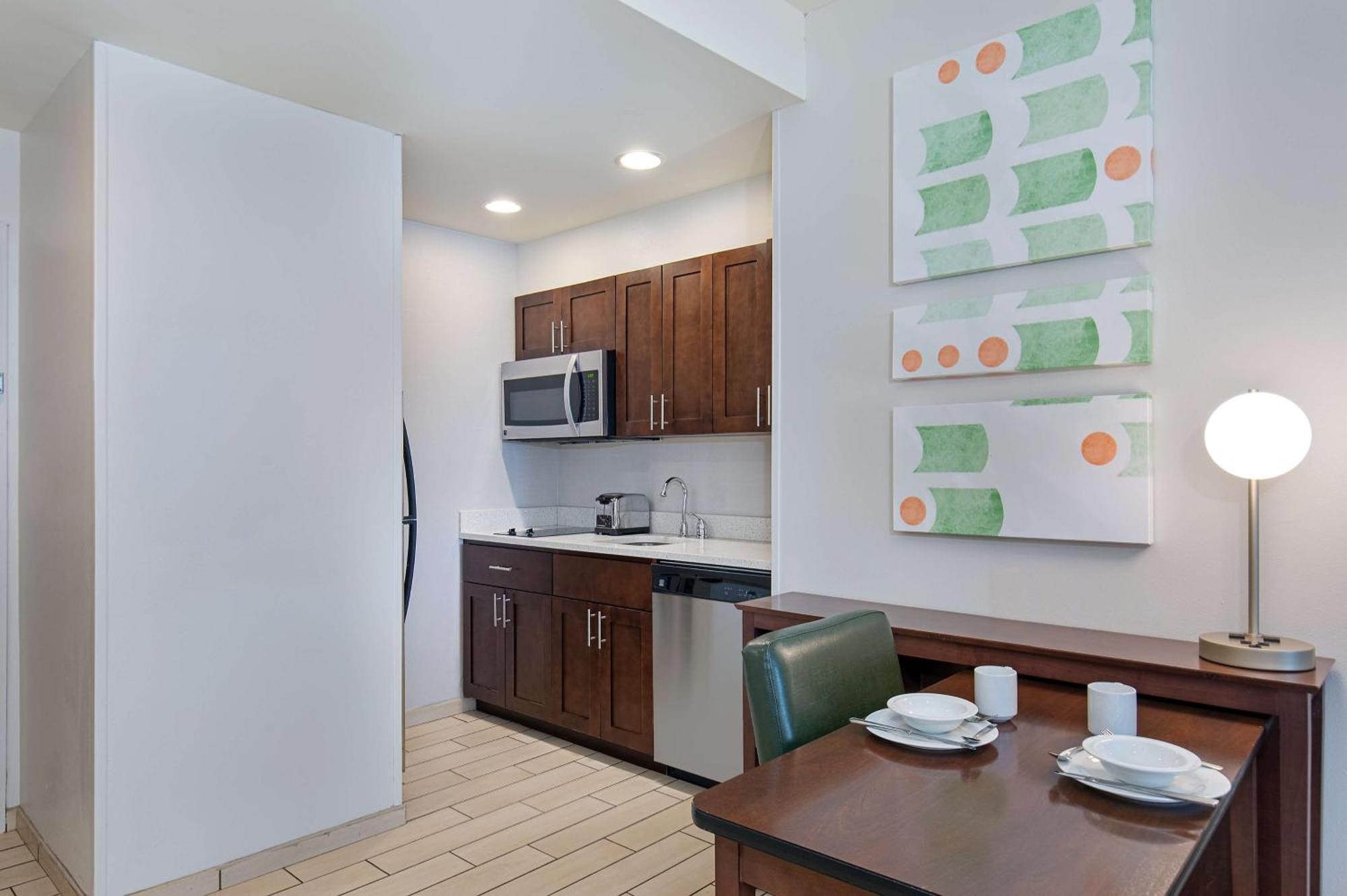 Homewood Suites By Hilton Atlanta Perimeter Center Bagian luar foto